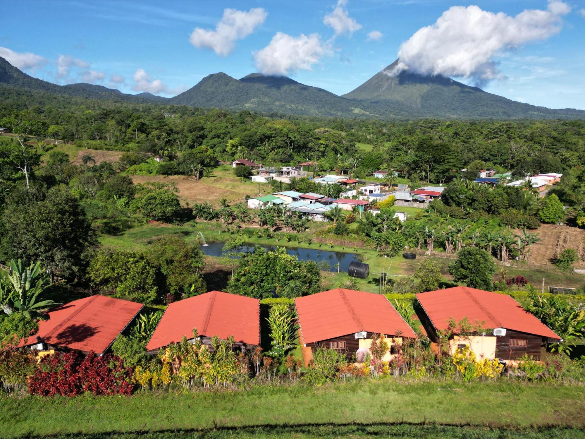 Cabanas Suenos Del Arenal La Fortuna Exterior photo